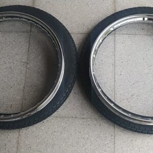 Llantas y cubiertas 2 1/4x18 Derbi
