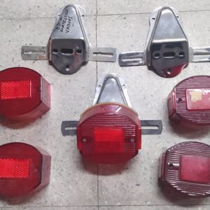 Pilotos, tulipas y soporte matricula